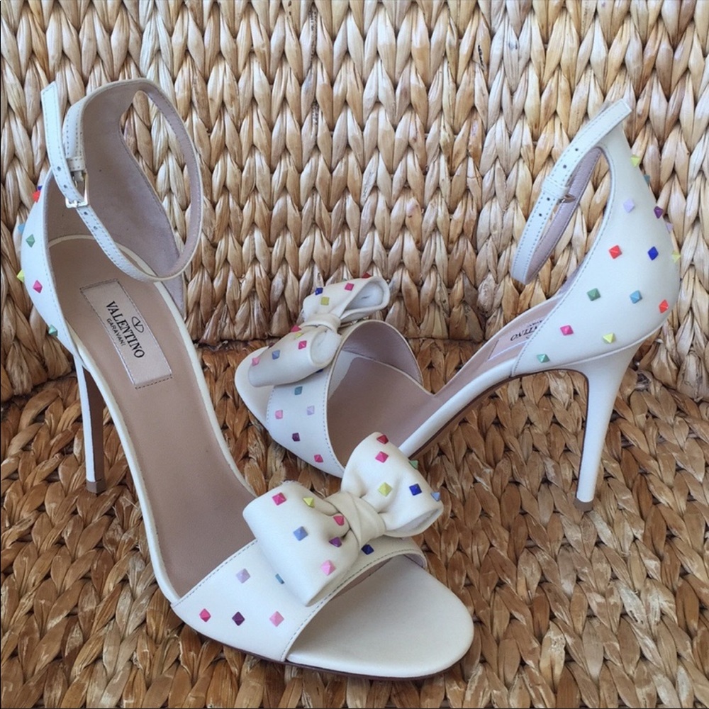 NIB Valentino Garavani Rockstud Sandal Heels 40.5